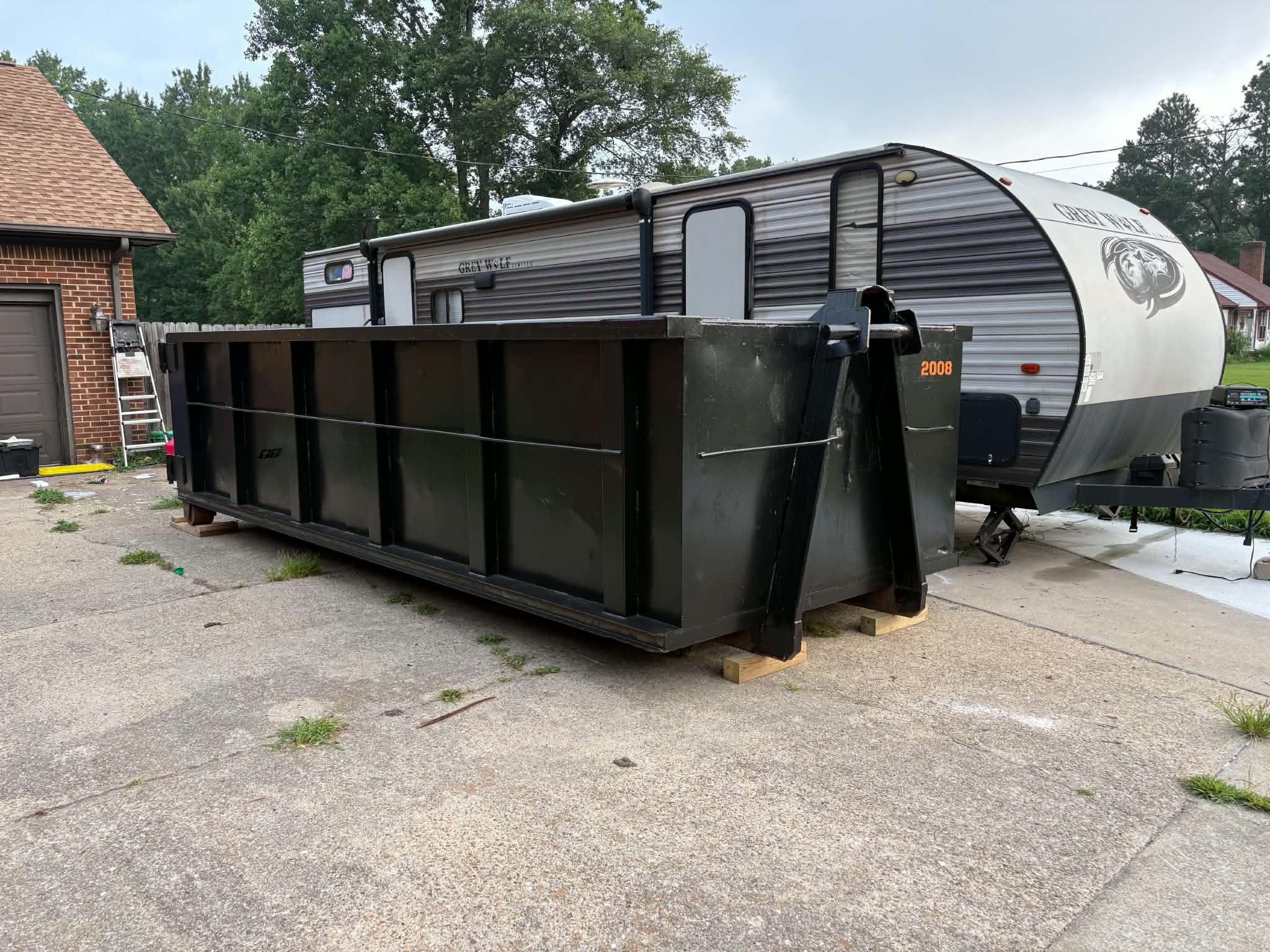 RISE Dumpsters 20-yard roll-off dumpster rental for large cleanouts and demolition in Pungo, Virginia Beach.